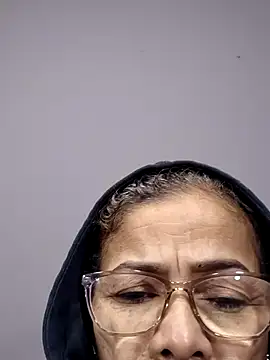 Merybeks online show from 11.18.25