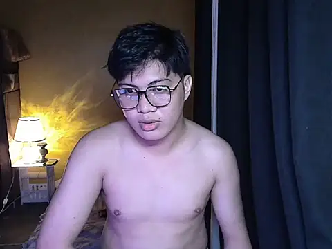 Snapshot of Lowel_Smith chatting on 09.25.25 Lowel Smith online show from 09.25.25