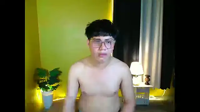 Snapshot of Lowel_Smith chatting on 10.22.25 Lowel Smith online show from 10.22.25