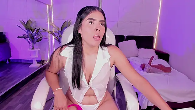 LovelyEyesx online show from 11.25.25