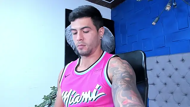 andres-clark92 online show from 11.07.25