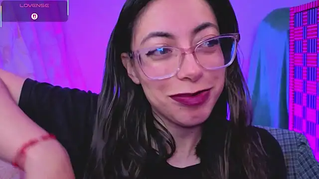 Snapshot of Miranda_sexlove_ chatting on 02.03.26 Miranda sexlove online show from 02.03.26