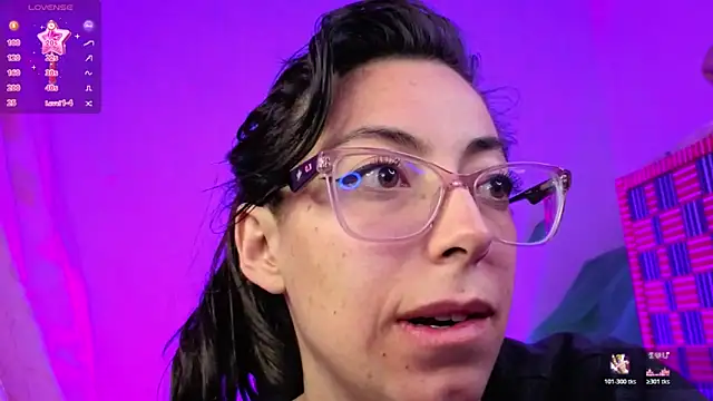 Snapshot of Miranda_sexlove_ chatting on 02.19.26 Miranda sexlove online show from 02.19.26