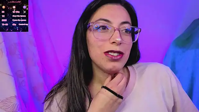 Snapshot of Miranda_sexlove_ chatting on 02.28.26 Miranda sexlove online show from 02.28.26