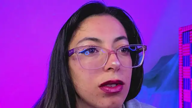 Snapshot of Miranda_sexlove_ chatting on 03.04.26 Miranda sexlove online show from 03.04.26