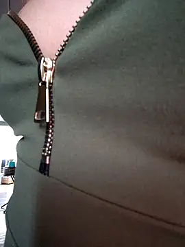 katieforest online show from 02.27.25