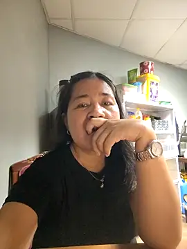 Snapshot of katieforest chatting on 03.04.26 katieforest online show from 03.04.26