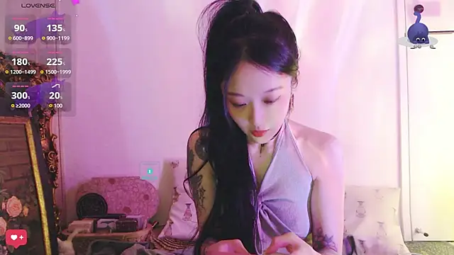 Snapshot of Etherealcat33 chatting on 10.22.25 Etherealcat33 online show from 10.22.25