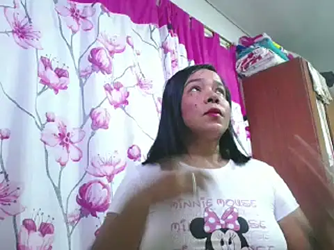 Snapshot of whore_kinky chatting on 10.27.25 whore kinky online show from 10.27.25