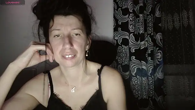 RosieHayes online show from 11.26.25