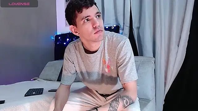 Matteo12  online show from 11.29.25