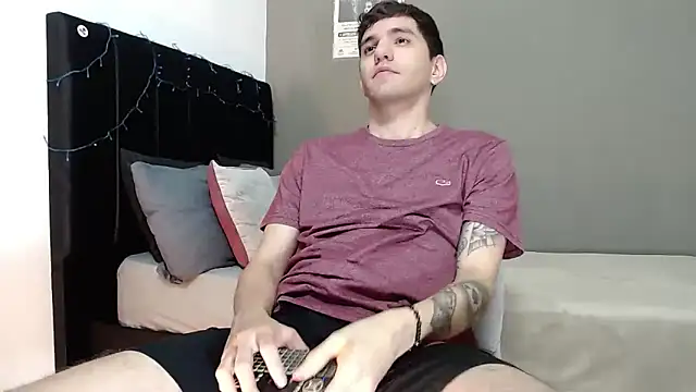 Matteo12  online show from 12.16.25