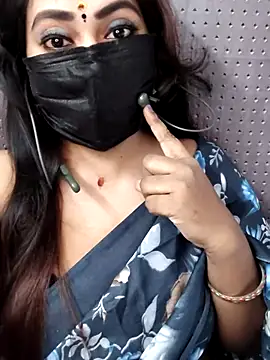 Cutie nila26 online show from 10.13.25