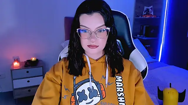 OphelianaRose33 online show from 09.23.25