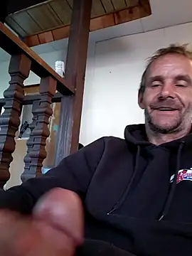 Hungwell1515 online show from 11.29.25