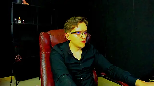 Snapshot of FelixStarkk chatting on 04.22.26 FelixStarkk online show from 04.22.26