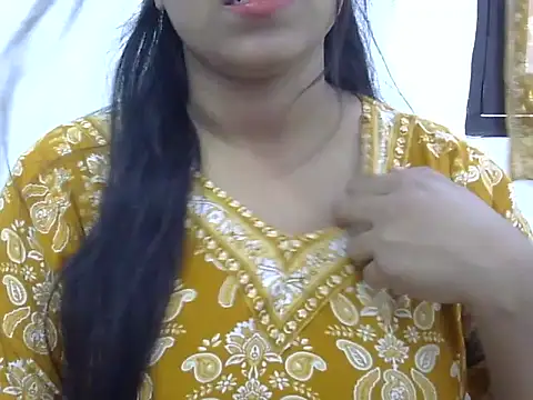 LIYO  online show from 09.23.25