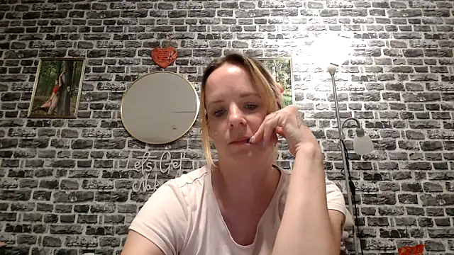 SexyMilf 37 online show from 04.29.26