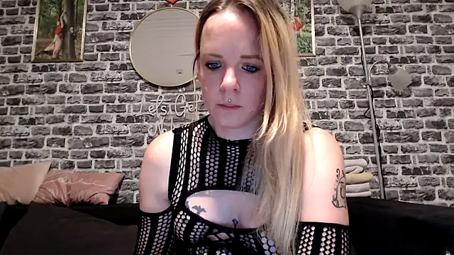 SexyMilf 37 online show from 05.12.26
