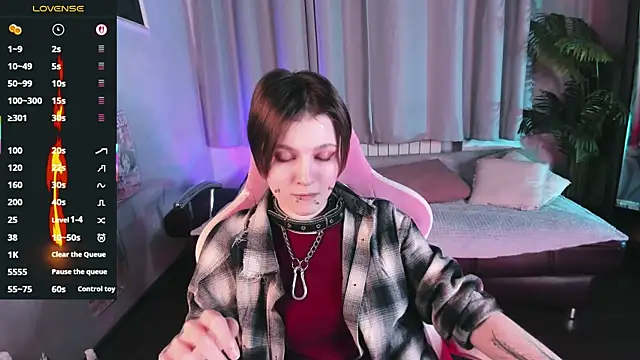 MiraVelle online show from 11.27.25