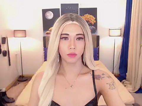 PreciousAmore online show from 11.10.25