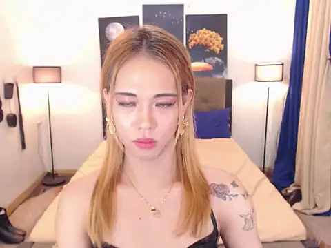 PreciousAmore online show from 11.20.25