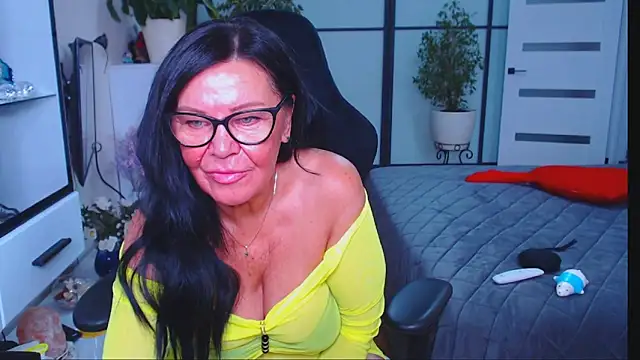 Snapshot of Anna_Blare chatting on 09.26.25 Anna Blare online show from 09.26.25