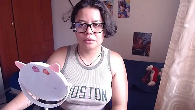 Snapshot of saenz_eymi chatting on 10.04.25 saenz eymi online show from 10.04.25