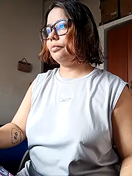 Snapshot of saenz_eymi chatting on 02.12.26 saenz eymi online show from 02.12.26