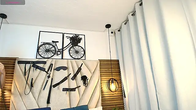 Cinthiabaker online show from 11.05.25