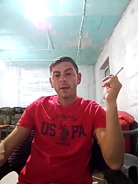 Snapshot of Alex-andru88 chatting on 09.15.25 Alex-andru88 online show from 09.15.25