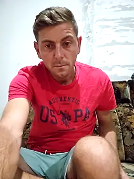 Snapshot of Alex-andru88 chatting on 09.16.25 Alex-andru88 online show from 09.16.25