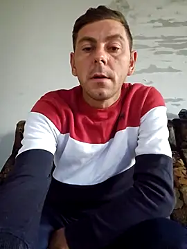 Snapshot of Alex-andru88 chatting on 09.17.25 Alex-andru88 online show from 09.17.25