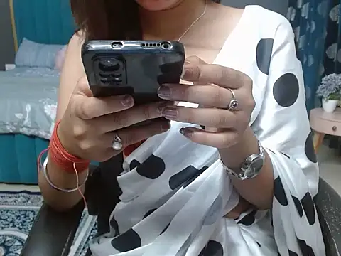 Urlove lily online show from 09.25.25