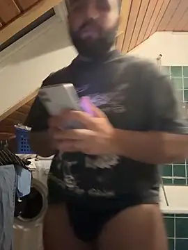 Snapshot of german_turk chatting on 09.17.25 german turk online show from 09.17.25