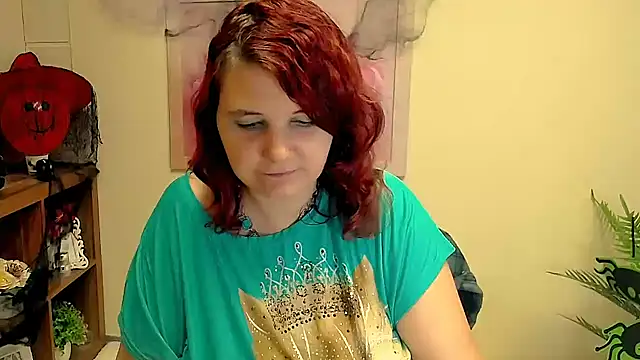 TwoBigSuns online show from 10.14.25