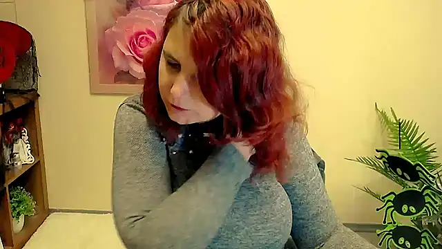 TwoBigSuns online show from 10.17.25