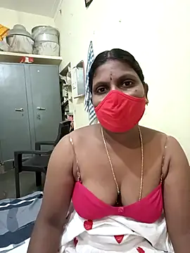 Snapshot of Nrl69 chatting on 09.11.25 Nrl69 online show from 09.11.25