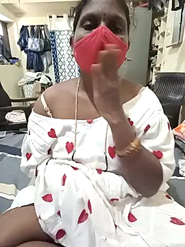 Snapshot of Nrl69 chatting on 10.28.25 Nrl69 online show from 10.28.25