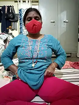 Snapshot of Nrl69 chatting on 11.08.25 Nrl69 online show from 11.08.25