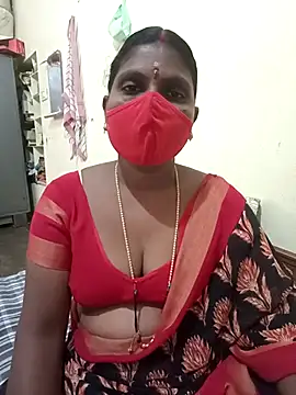 Snapshot of Nrl69 chatting on 11.11.25 Nrl69 online show from 11.11.25