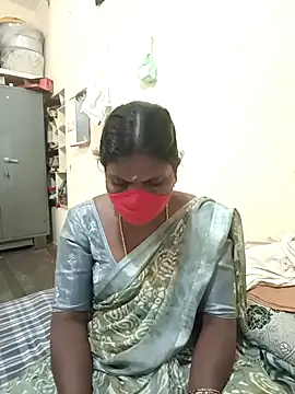 Snapshot of Nrl69 chatting on 11.15.25 Nrl69 online show from 11.15.25