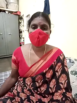 Snapshot of Nrl69 chatting on 11.17.25 Nrl69 online show from 11.17.25