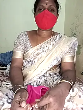 Snapshot of Nrl69 chatting on 12.18.25 Nrl69 online show from 12.18.25