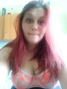 Snapshot of Alisawoods_ chatting on 01.06.26 Alisawoods online show from 01.06.26