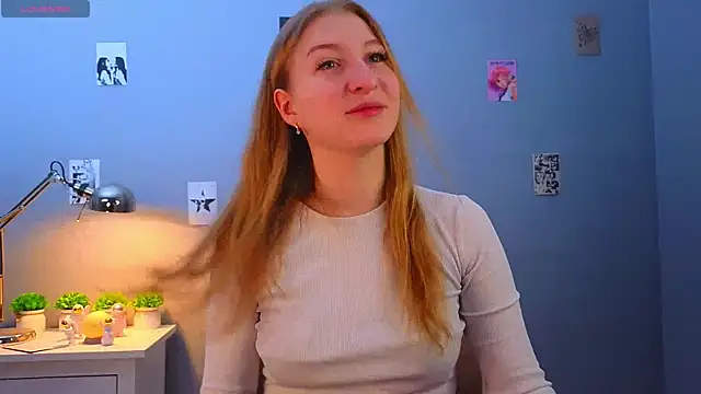 Snapshot of LorettaGladman chatting on 11.16.25 LorettaGladman online show from 11.16.25