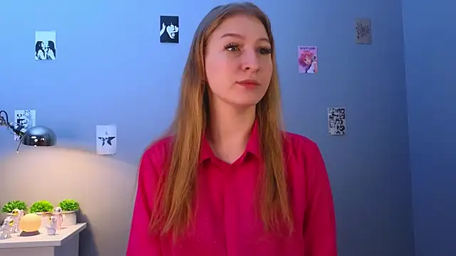 Snapshot of LorettaGladman chatting on 11.28.25 LorettaGladman online show from 11.28.25