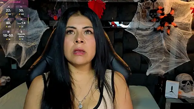 Snapshot of Aniajoness_ chatting on 11.02.25 Aniajoness online show from 11.02.25