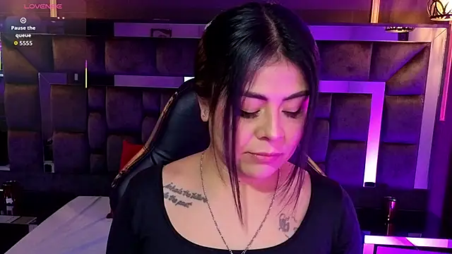 Snapshot of Aniajoness_ chatting on 11.05.25 Aniajoness online show from 11.05.25