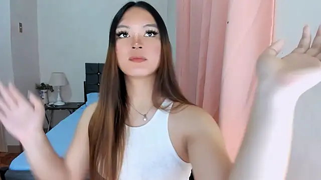 Snapshot of ameliamaureen chatting on 11.03.25 ameliamaureen online show from 11.03.25